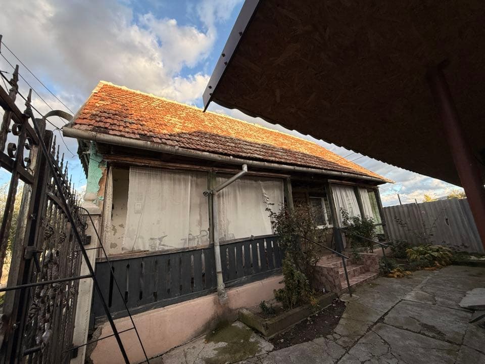 Maison en deux corps rénovée sur 900 m²